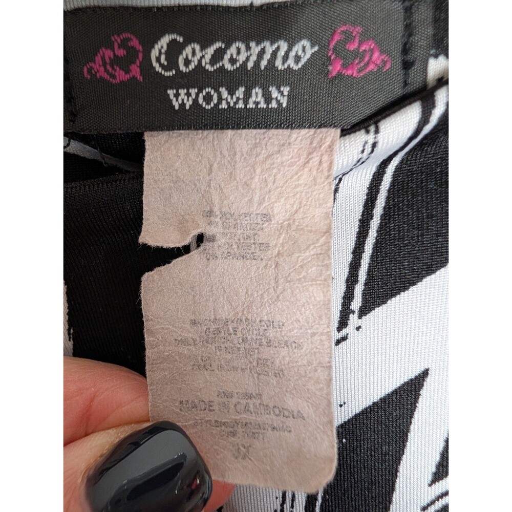 Cocomo Tunic Top Womens 3X Black White Geometric Stretchy Blouse Comfy Office - Picture 3 of 9